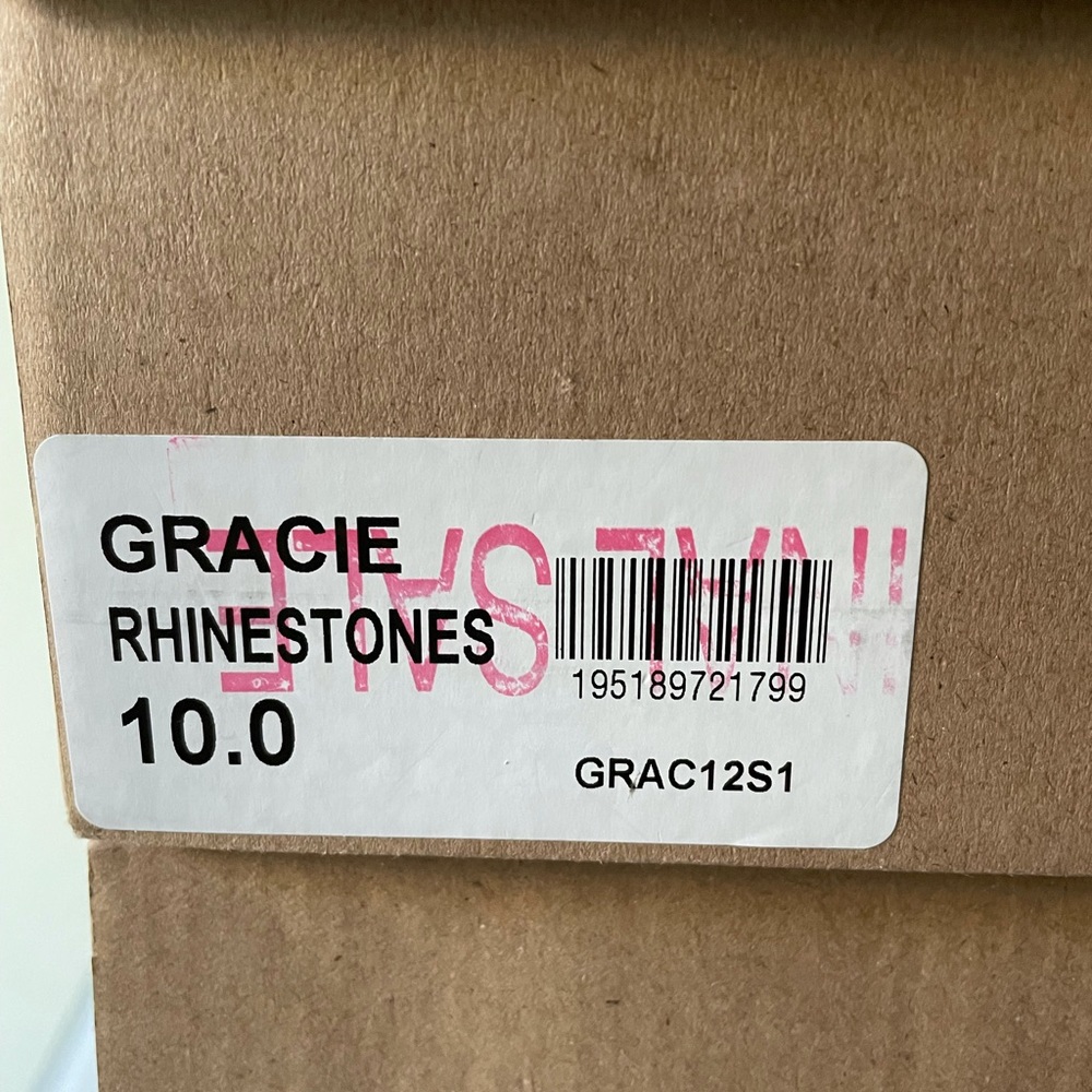 STEVE MADDEN “Gracie” Rhinestone Chunky Heels - Picture 12 of 12